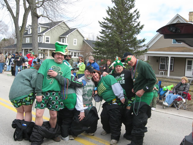 /pictures/ST Pats Floats 2010 - Pants on the ground/IMG_3134.jpg